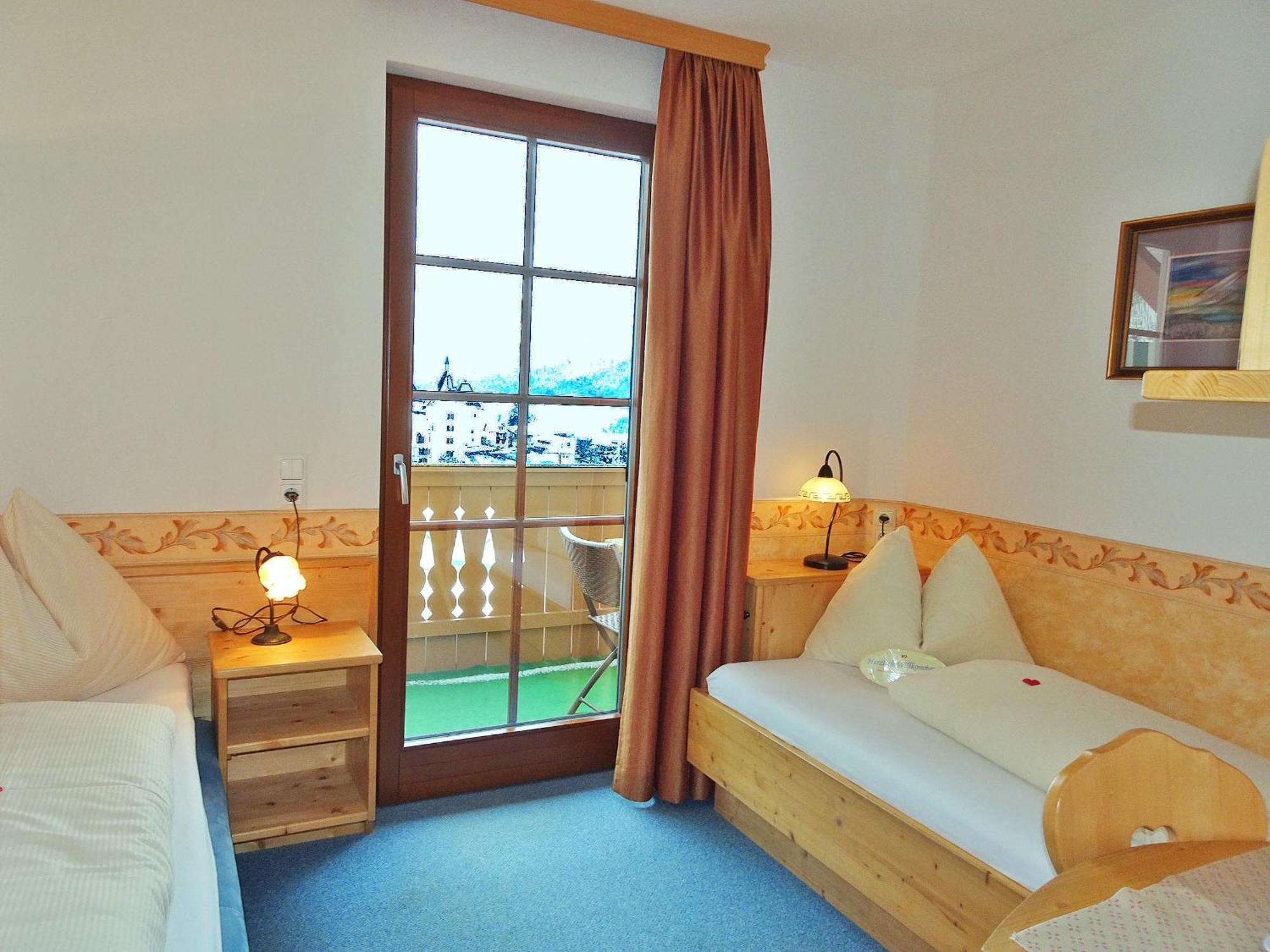 Staudacher Hof-das Romantische Haus 3*